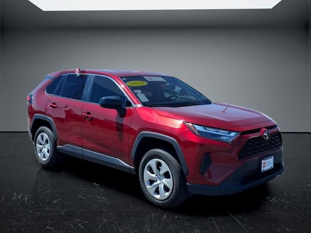 Certified 2024 Toyota RAV4 LE AWD/4WD image 5