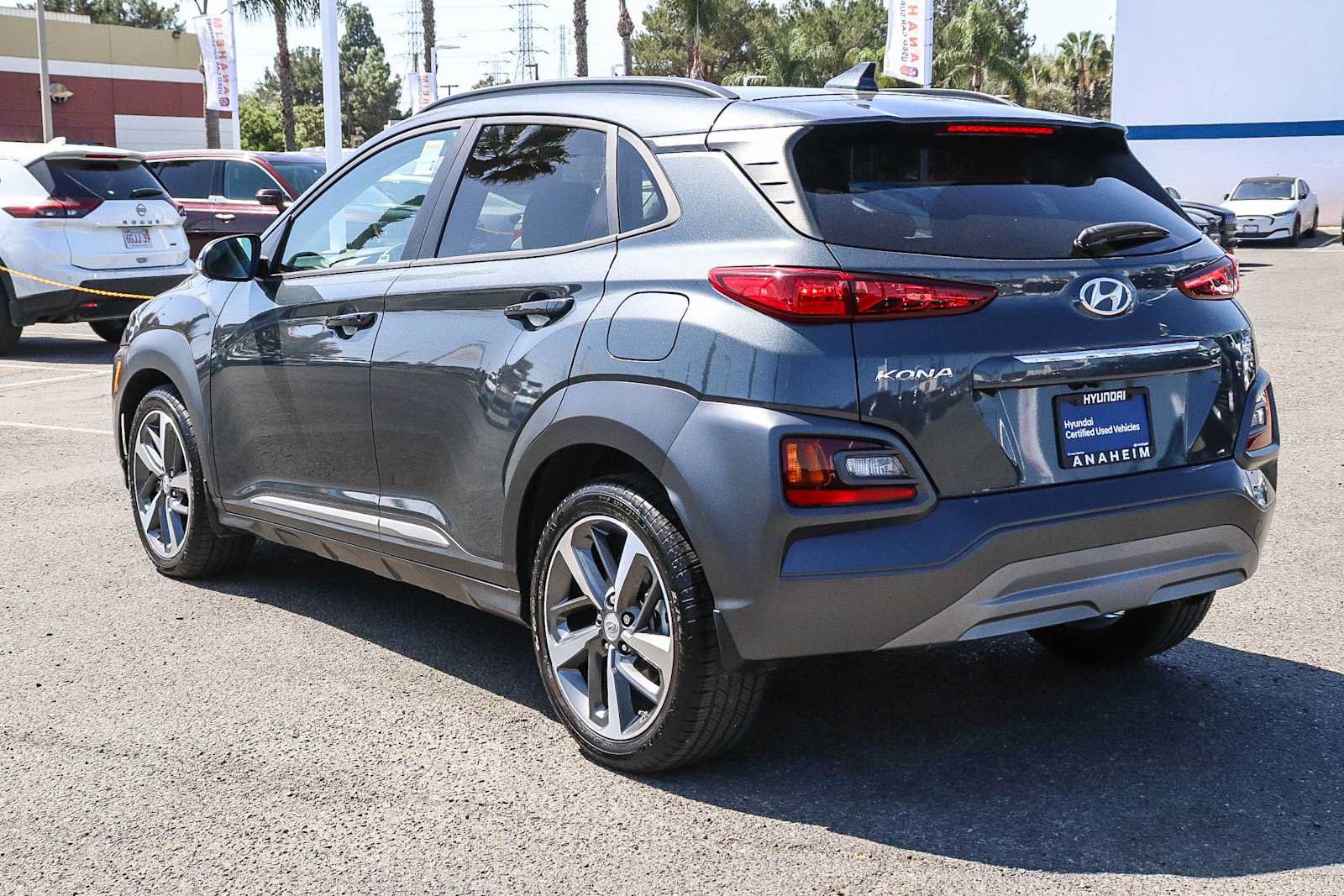 Used 2021 Hyundai Kona Limited w/ Cargo Package AWD/4WD image 9