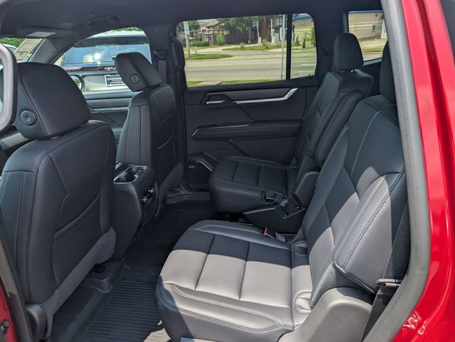 New 2026 GMC Acadia Elevation w/ Black Edition AWD/4WD image 9