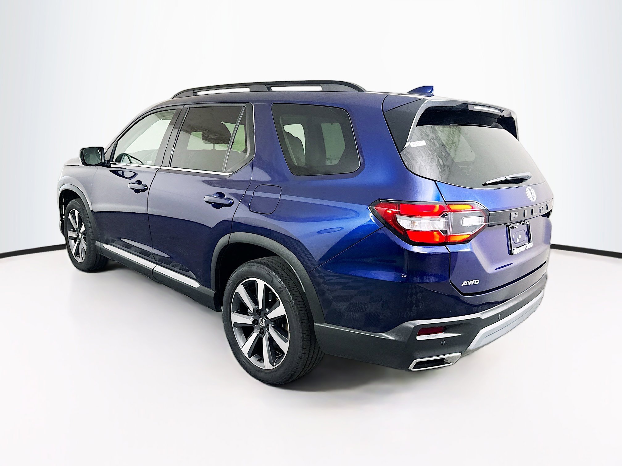 Used 2023 Honda Pilot Elite image 5