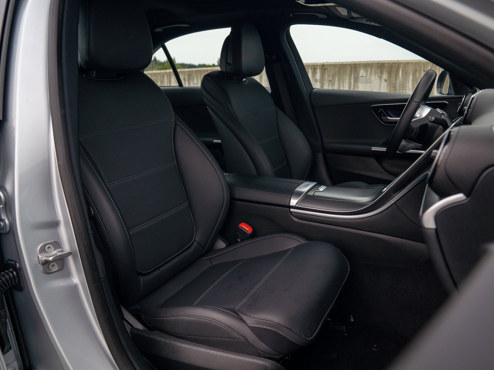 Certified 2024 Mercedes-Benz C 300 4MATIC Sedan image 29