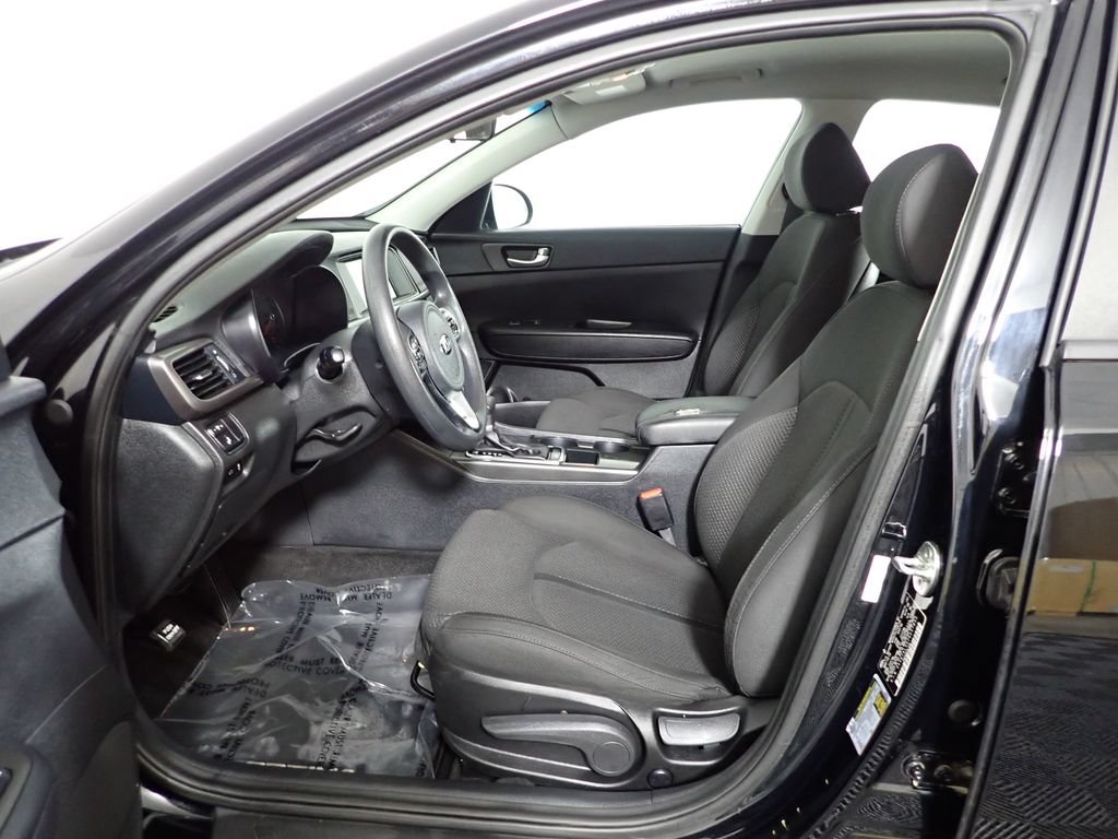 Used 2018 Kia Optima LX w/ 17" Alloy Wheels Package FWD image 19
