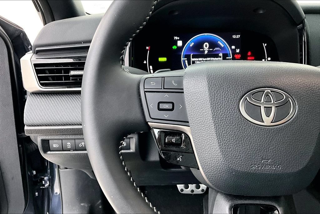 Used 2026 Toyota Camry SE w/ Convenience Package FWD image 21