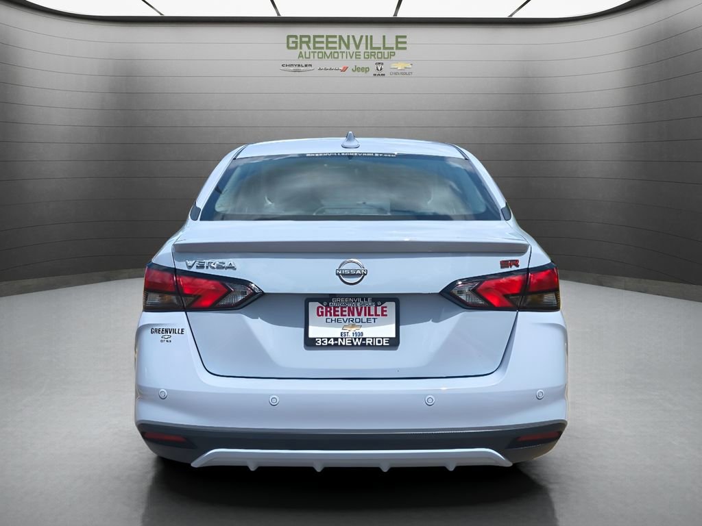 Used 2024 Nissan Versa SR w/ Trunk Package image 5