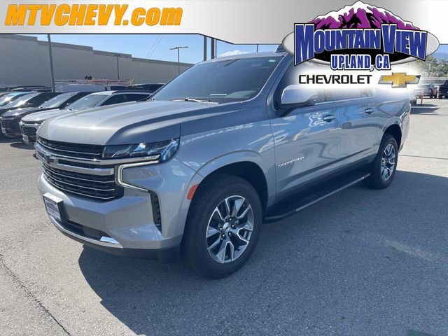 Used 2024 Chevrolet Suburban LT w/ Luxury Package AWD/4WD image 1