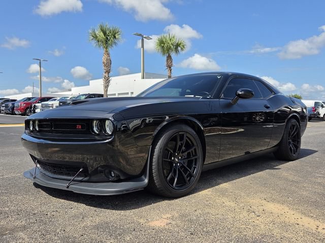 Used 2021 Dodge Challenger R/T Scat Pack w/ T/A Package RWD image 2
