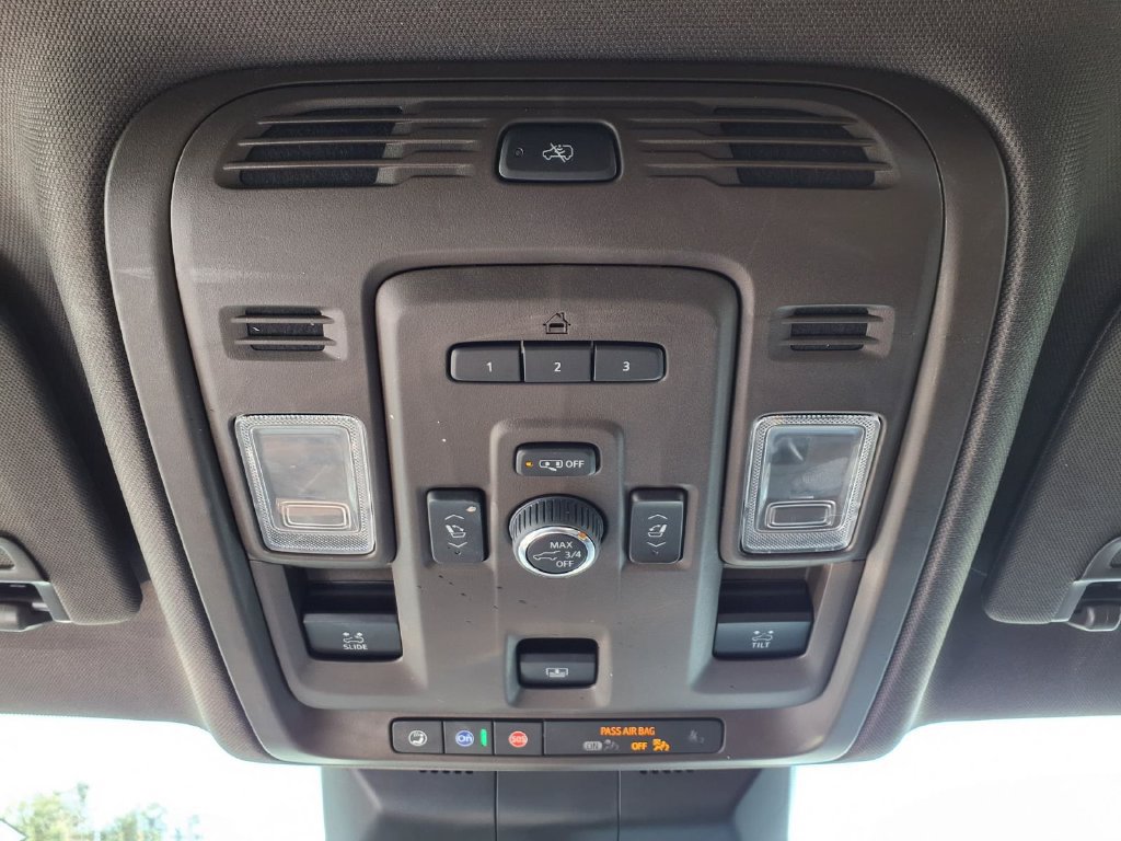 Used 2024 Cadillac Escalade Sport w/ Touring Package AWD/4WD image 12