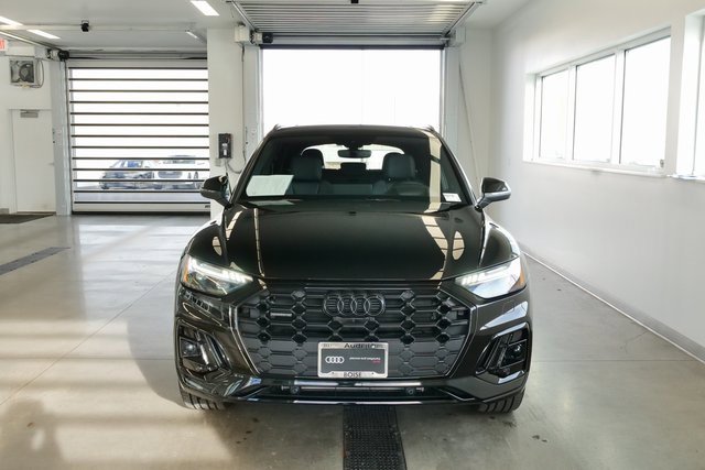 Certified 2025 Audi Q5 Prestige w/ Prestige Package image 2