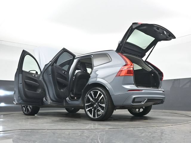 Used 2023 Volvo XC60 B5 Ultimate w/ Climate Package FWD image 58