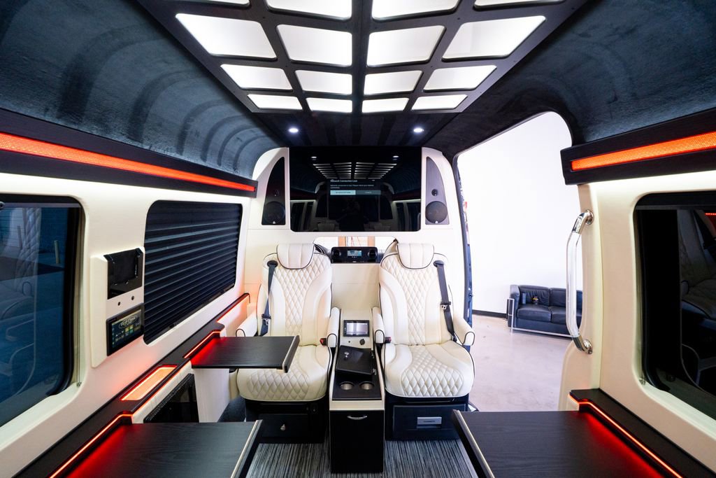 Used 2019 Mercedes-Benz Sprinter 170 image 42