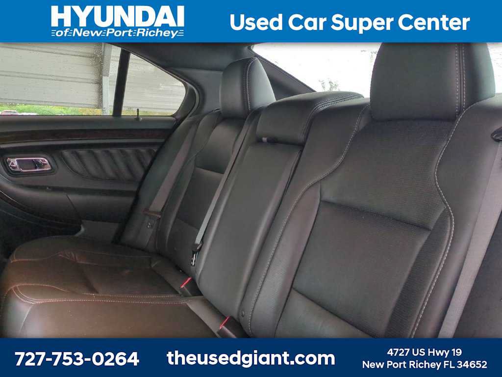 Used 2015 Ford Taurus Limited w/ Equipment Group 301A FWD image 13