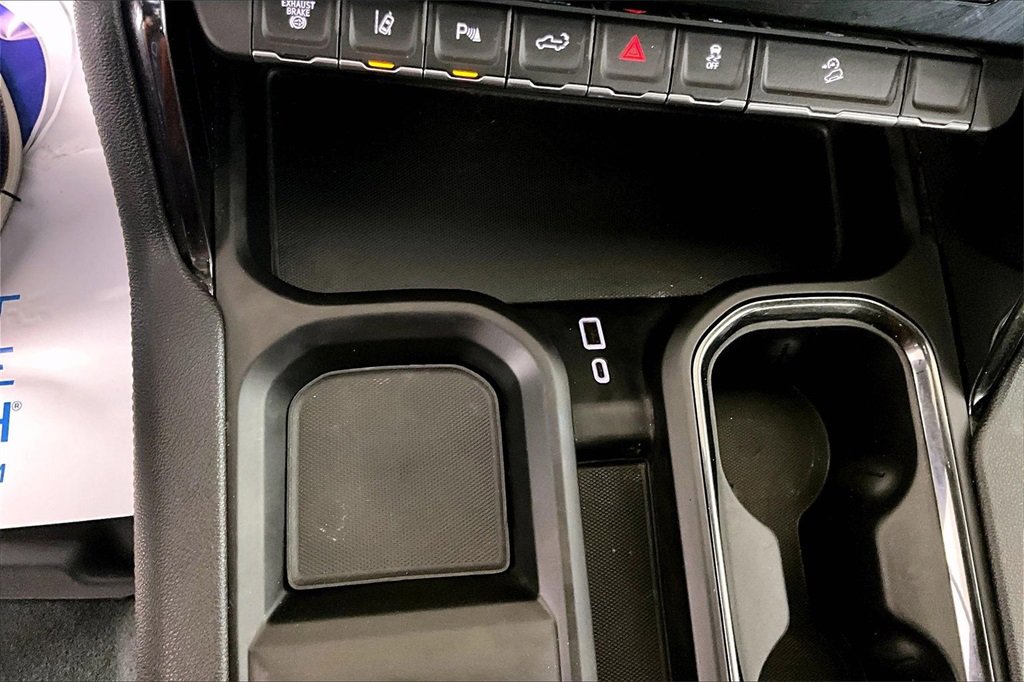 Used 2024 GMC Sierra 2500 AT4 w/ AT4 Premium Plus Package image 24