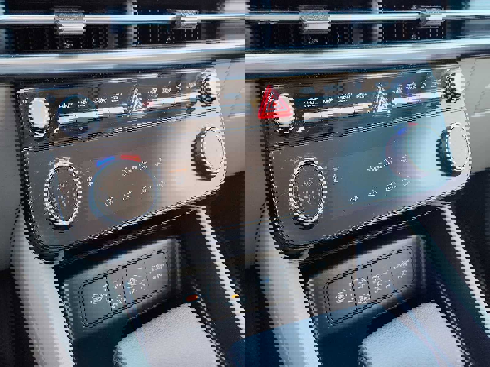 Used 2025 Hyundai Tucson SEL image 22