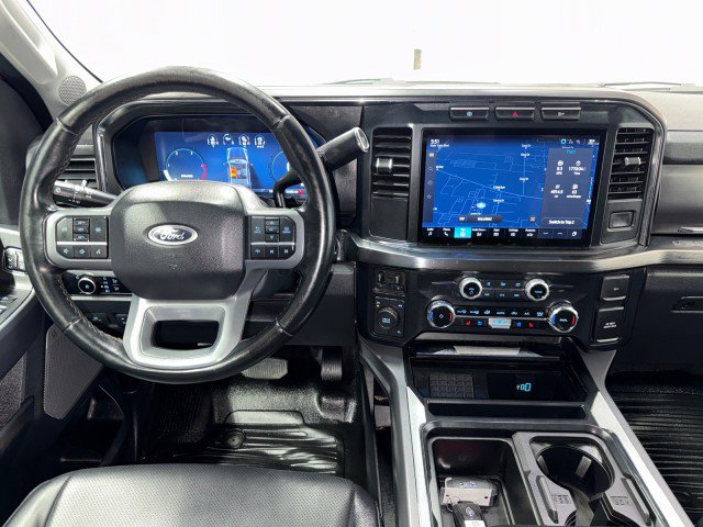 Used 2024 Ford F350 Lariat image 14