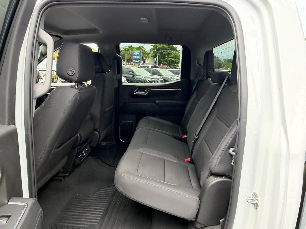 Used 2025 Chevrolet Silverado 1500 LT RWD image 10