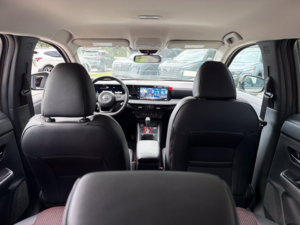 New 2027 Nissan Kicks SR FWD image 30