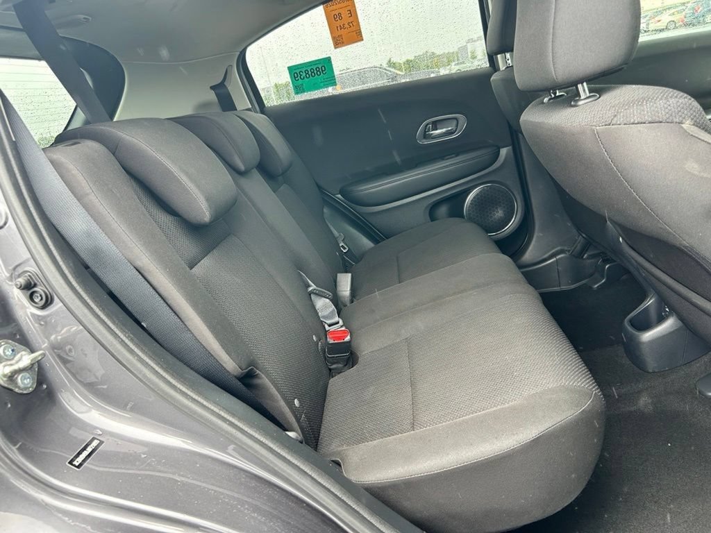 Used 2018 Honda HR-V EX image 11