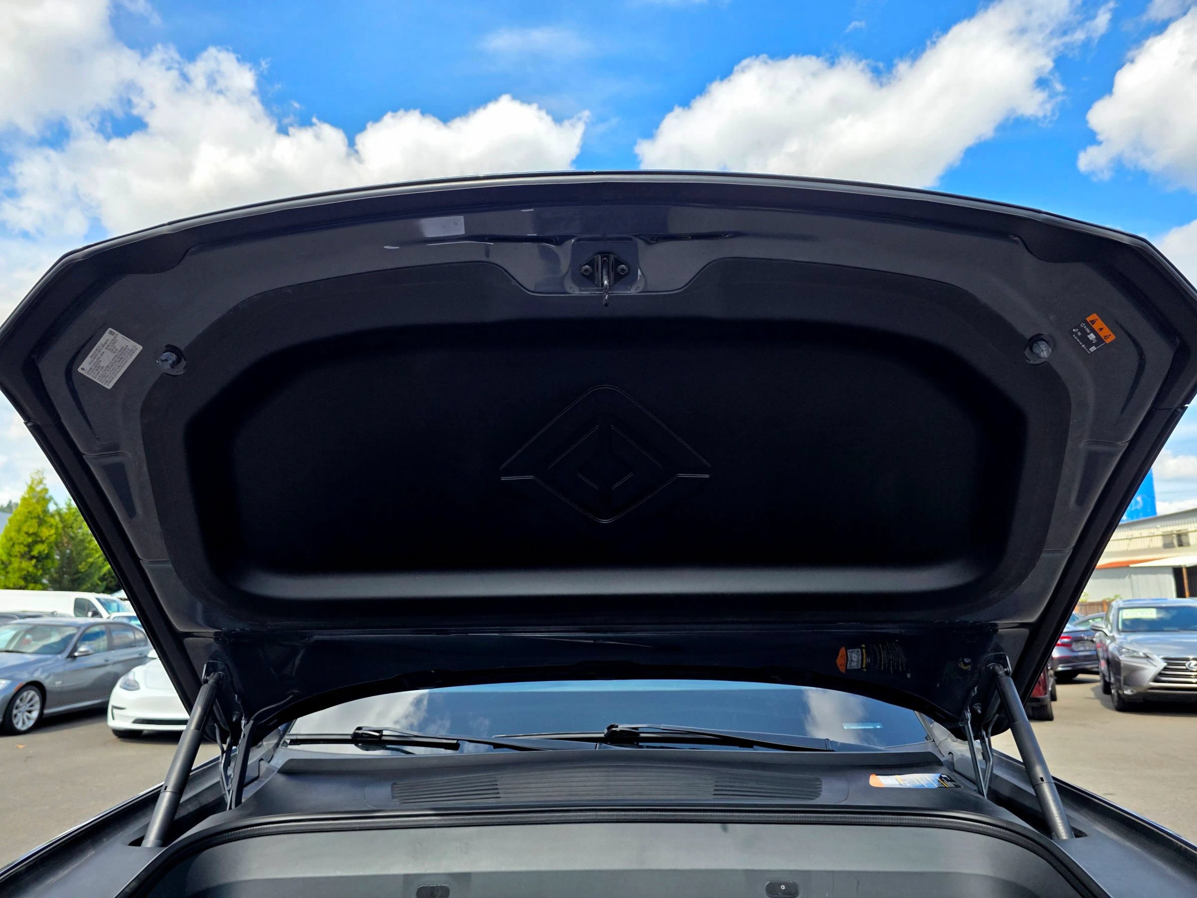 Used 2023 Rivian R1S Adventure Quad AWD/4WD image 75