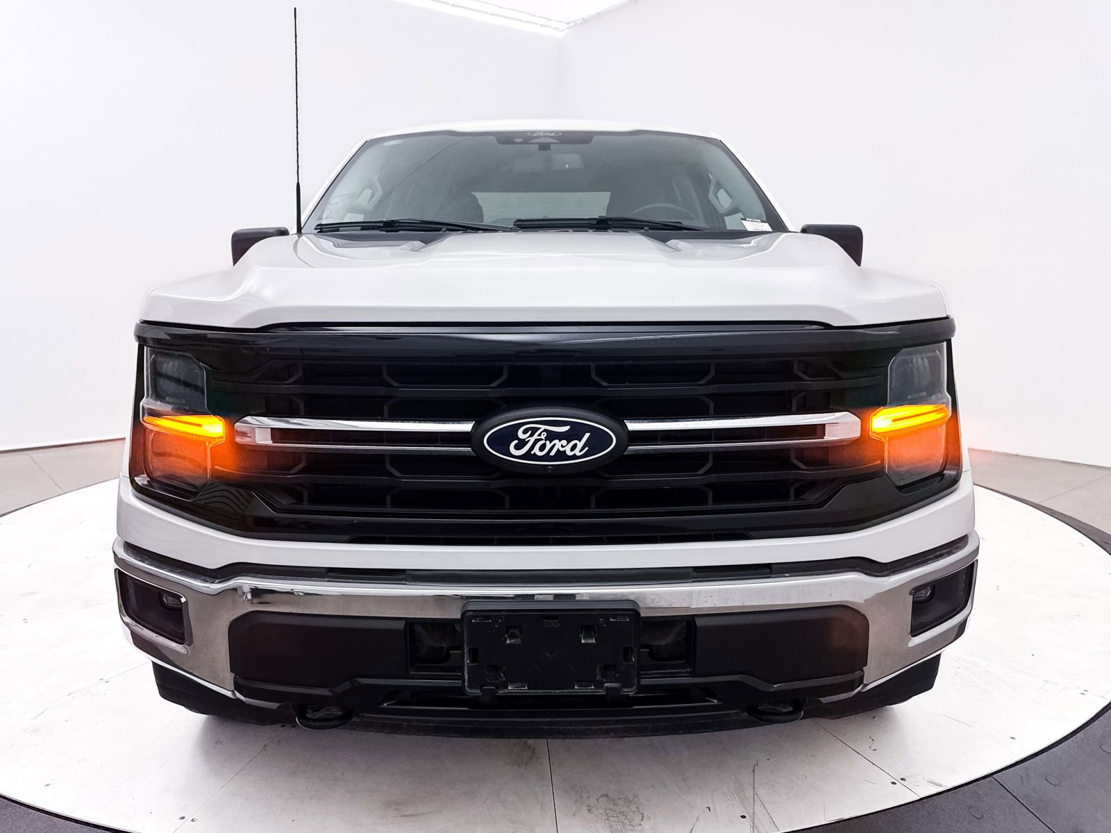 Used 2024 Ford F150 XLT w/ Tow/Haul Package AWD/4WD image 12