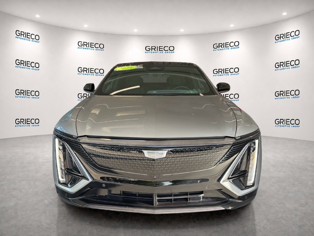 Used 2025 Cadillac Lyriq Sport w/ LPO, Floor Liner Package AWD/4WD image 2
