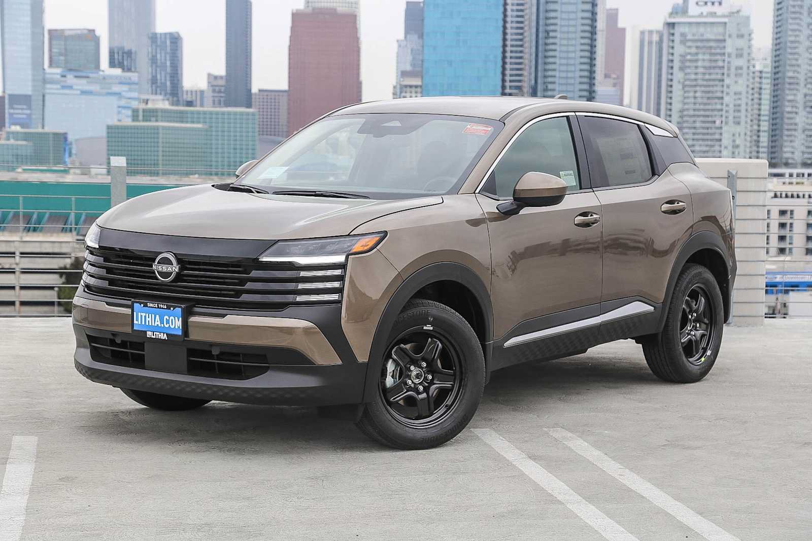 New 2025 Nissan Kicks SV FWD image 1