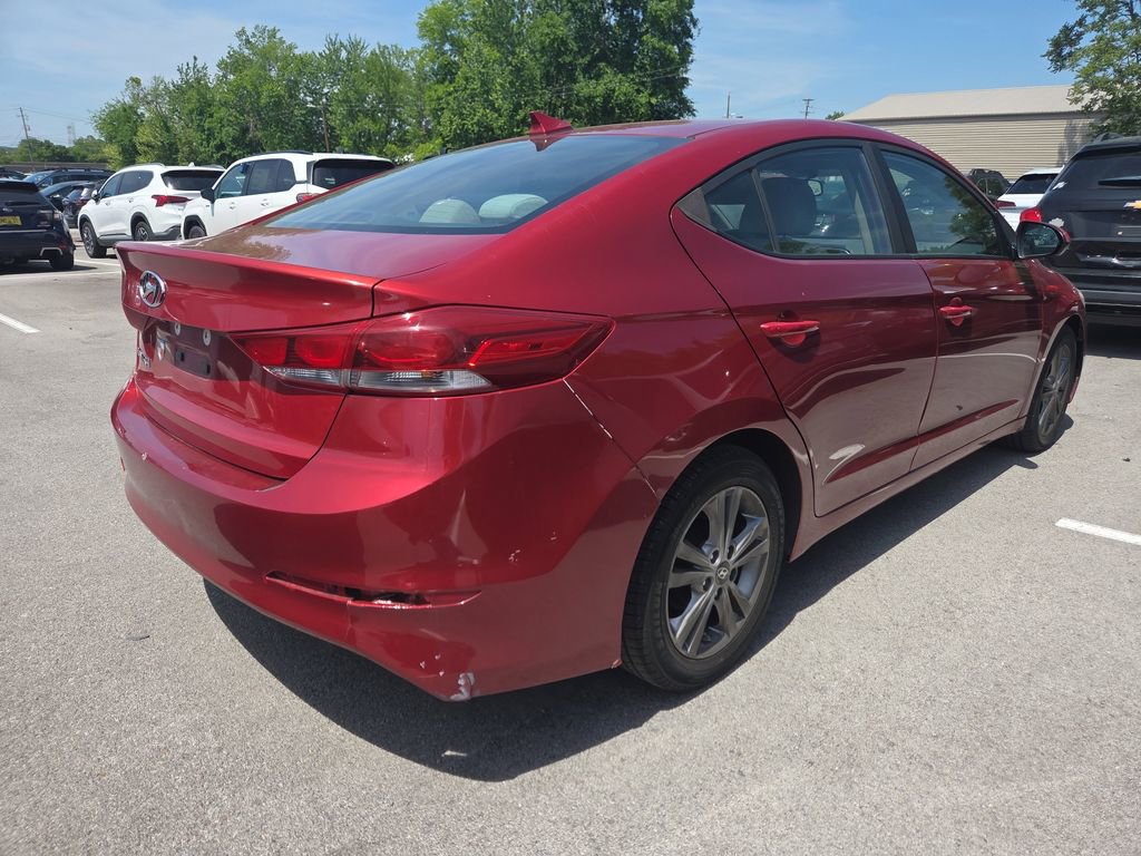 Used 2017 Hyundai Elantra SE FWD image 4