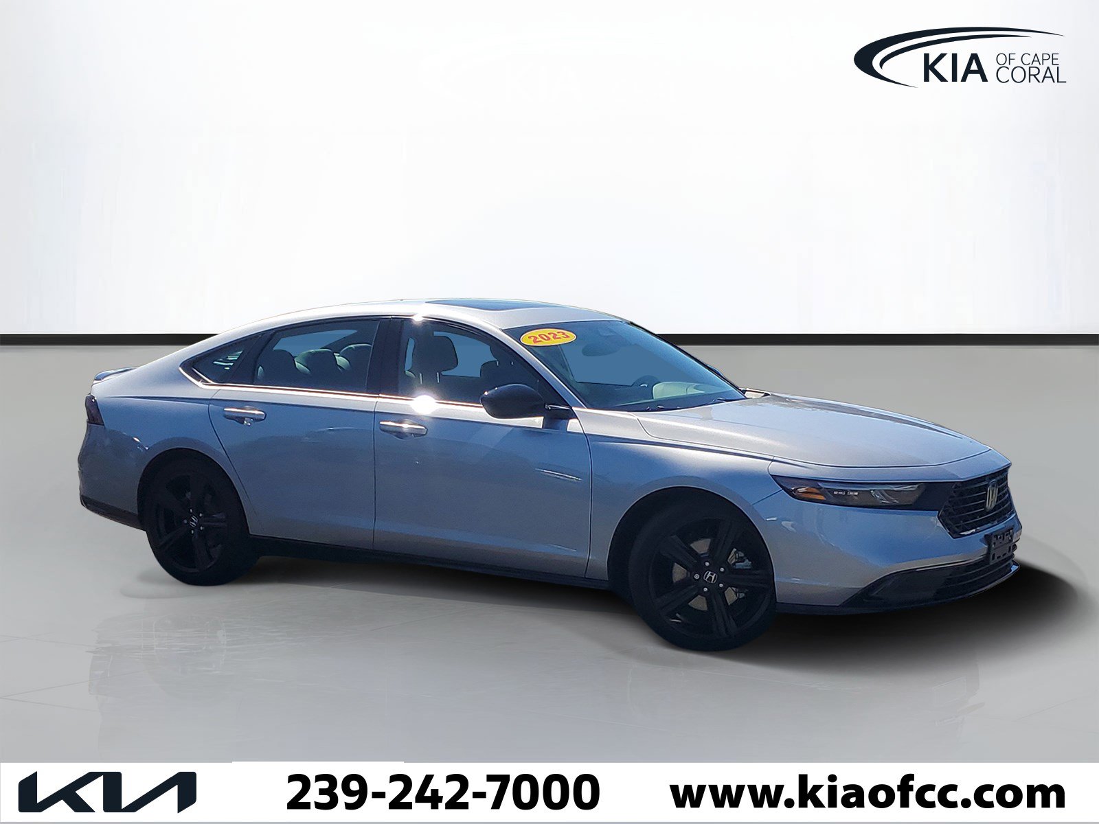 Used 2023 Honda Accord Sport image 1