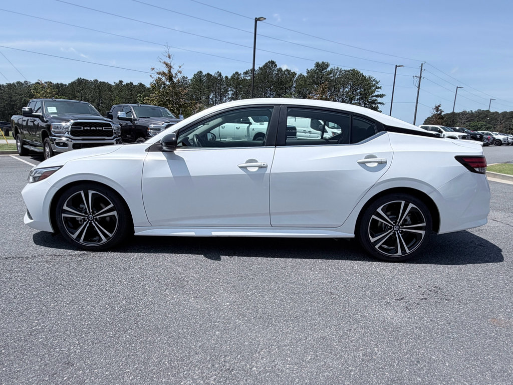 Used 2020 Nissan Sentra SR w/ Electronics Package FWD image 4