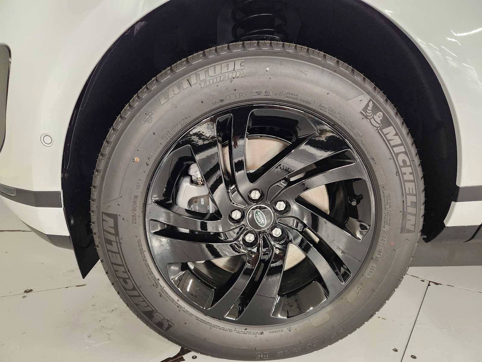 New 2026 Land Rover Range Rover Evoque S AWD/4WD image 8