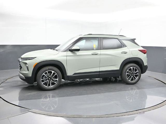 New 2026 Chevrolet TrailBlazer LT w/ Convenience Package image 2