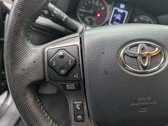 Used 2020 Toyota Tacoma TRD Sport AWD/4WD image 18