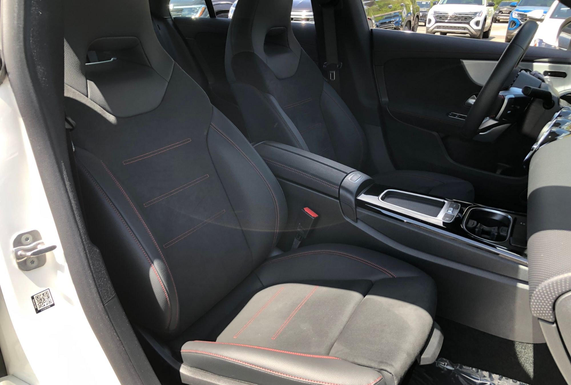 New 2025 Mercedes-Benz CLA 250 4MATIC image 31