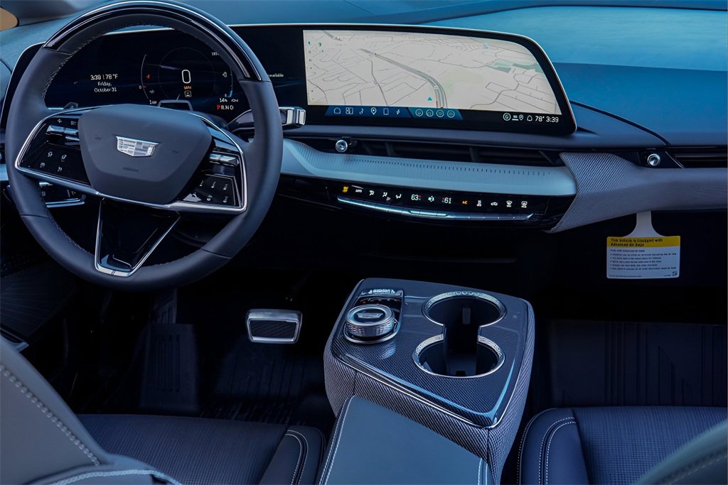 New 2026 Cadillac Optiq Sport 2 image 17