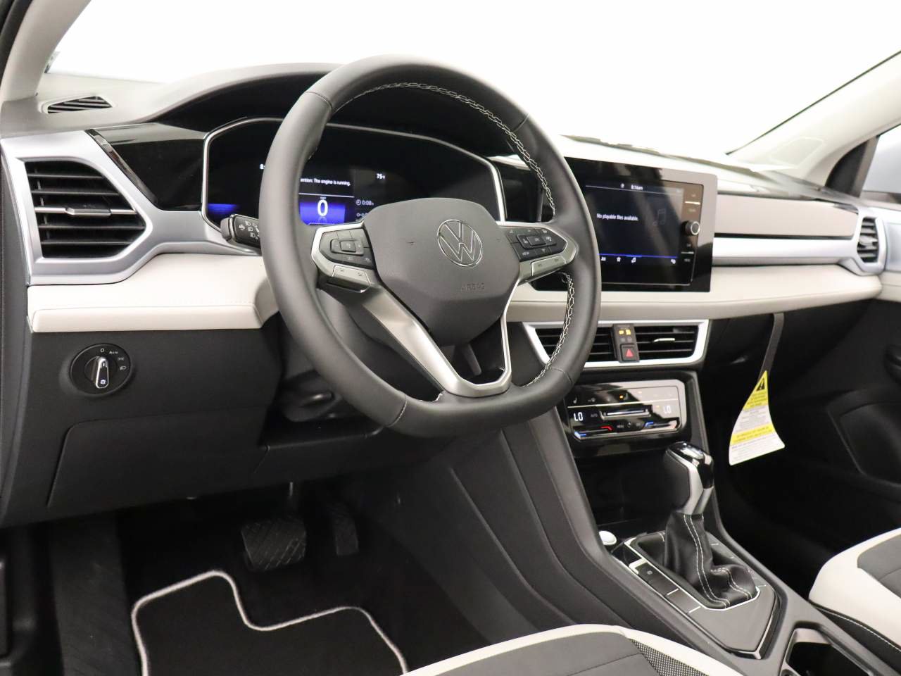 New 2026 Volkswagen Taos SE FWD image 13