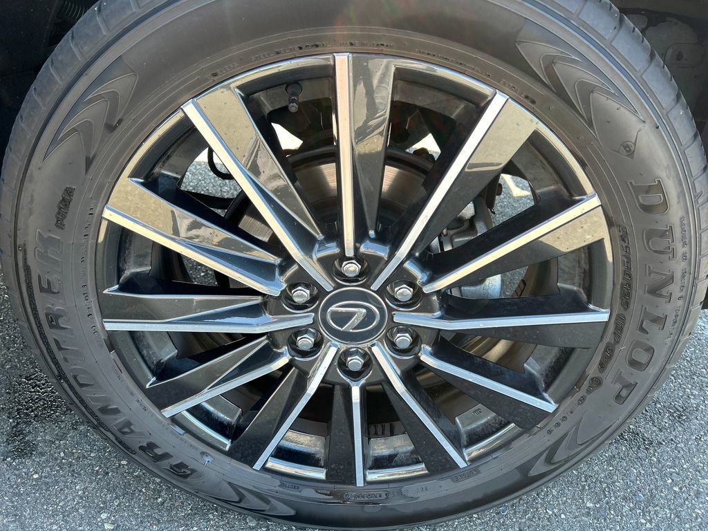 Used 2024 Lexus GX 550 w/ Cold Area Package AWD/4WD image 14