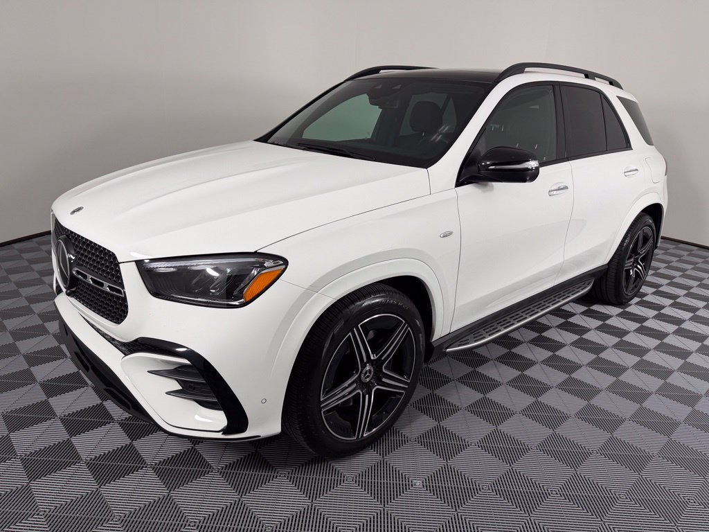 Used 2025 Mercedes-Benz GLE 450e 4MATIC image 8