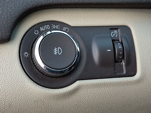 Used 2016 Buick Regal AWD image 26