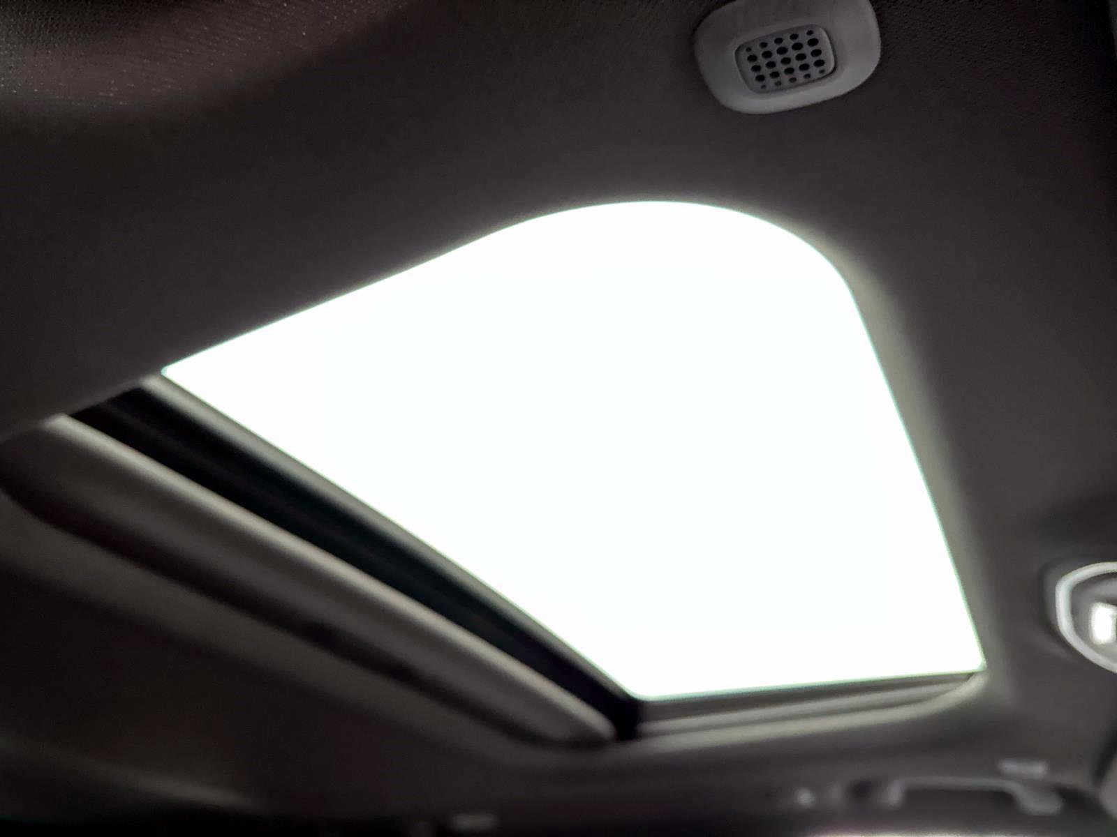 New 2026 Jeep Grand Cherokee Altitude image 10