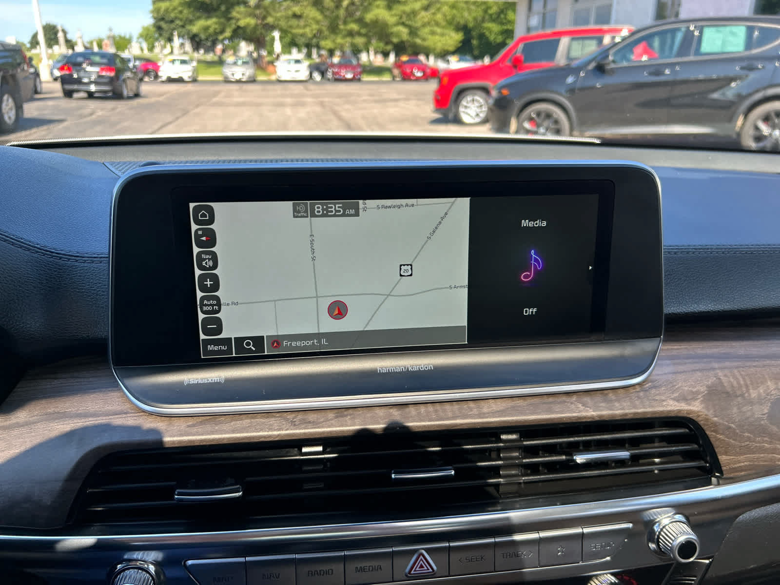 Used 2022 Kia Telluride SX FWD image 2