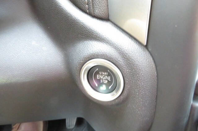 Used 2019 Chevrolet Silverado 1500 LT w/ All-Star Edition image 23