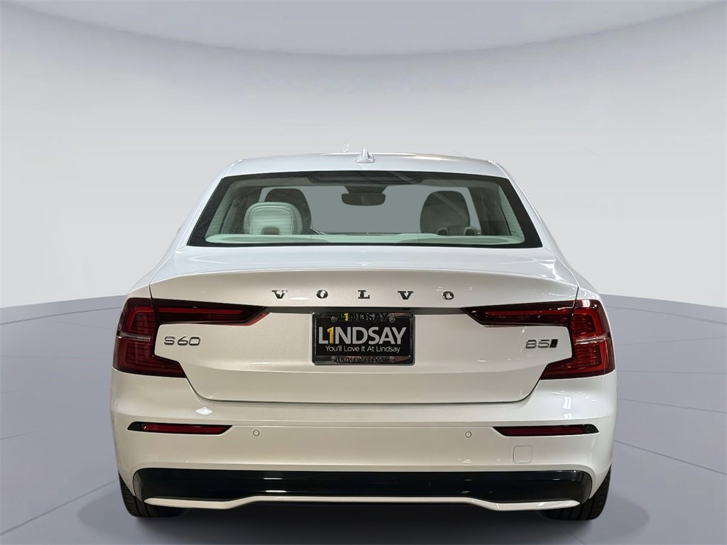 Used 2023 Volvo S60 B5 Plus image 11