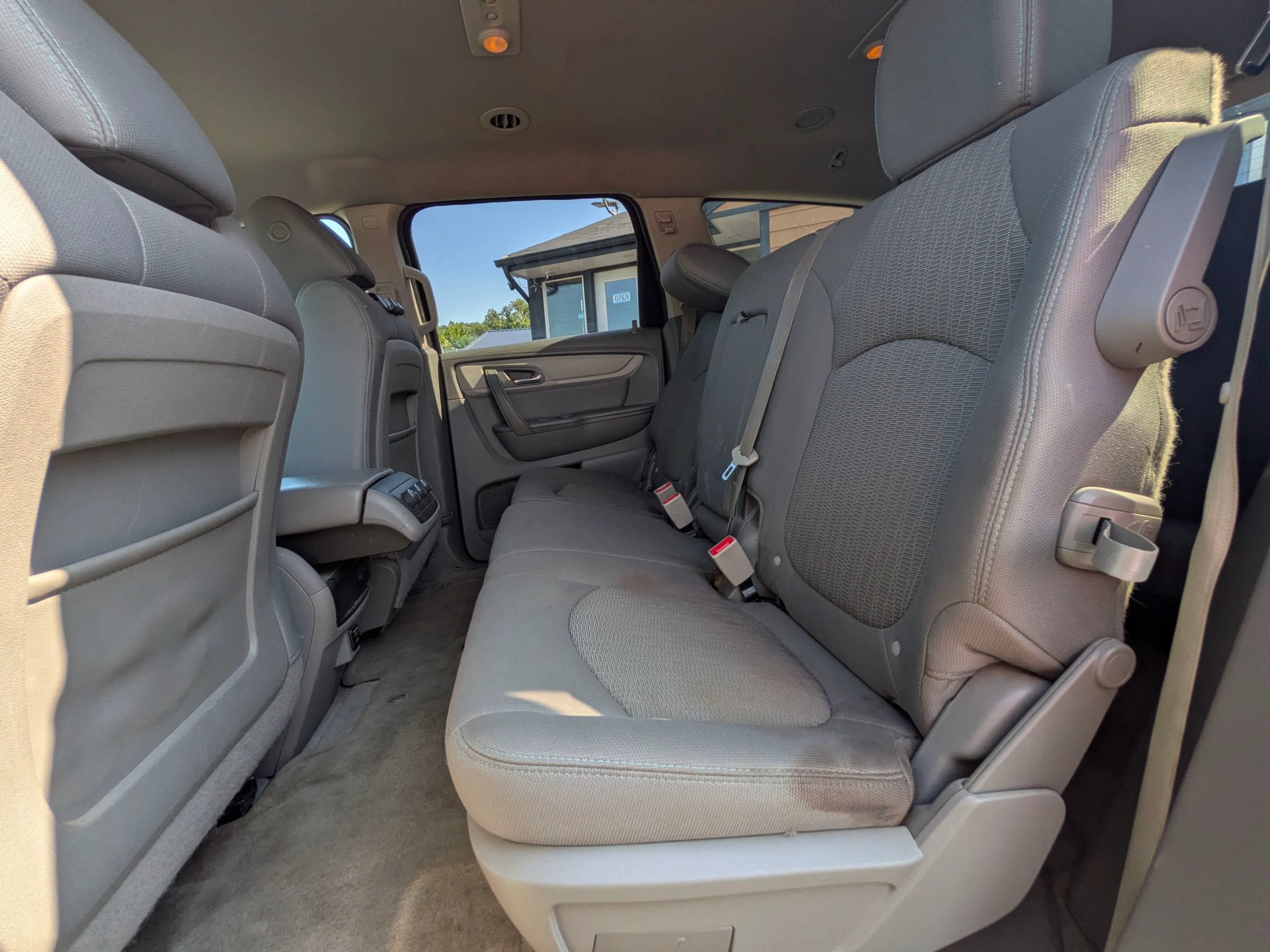 Used 2015 Chevrolet Traverse LS FWD image 27