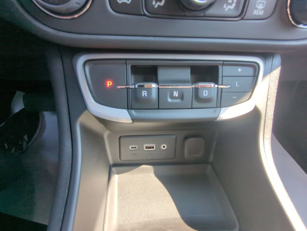 Used 2023 GMC Terrain SLE w/ Driver Convenience Package AWD/4WD image 20