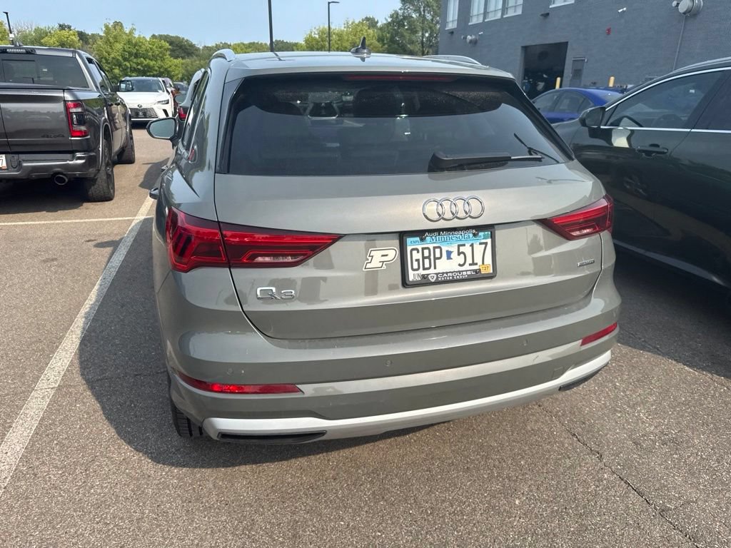 Used 2020 Audi Q3 2.0T Premium w/ Convenience Package AWD/4WD image 13