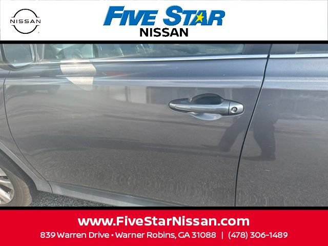 Used 2015 Toyota RAV4 Limited FWD image 14