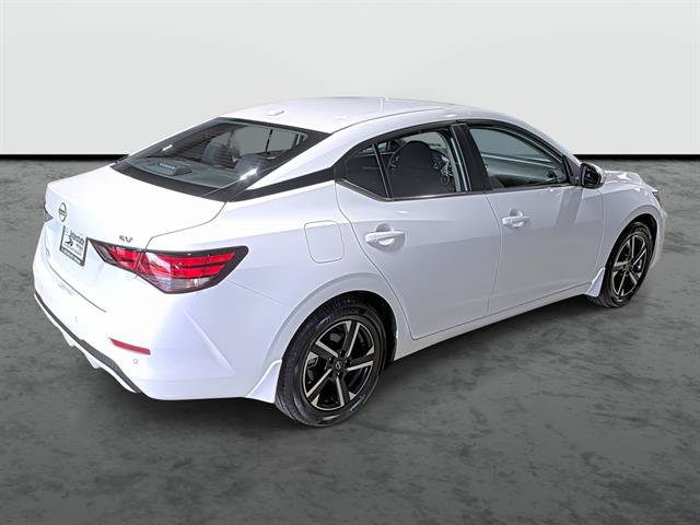 Used 2024 Nissan Sentra SV FWD image 4