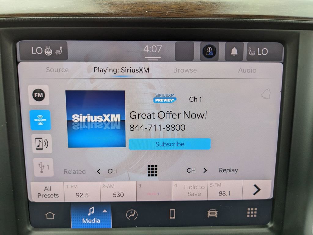 Used 2022 RAM 1500 Laramie AWD/4WD image 40