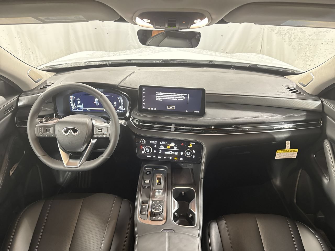 Certified 2026 INFINITI QX60 Luxe w/ Cargo Package AWD/4WD image 4