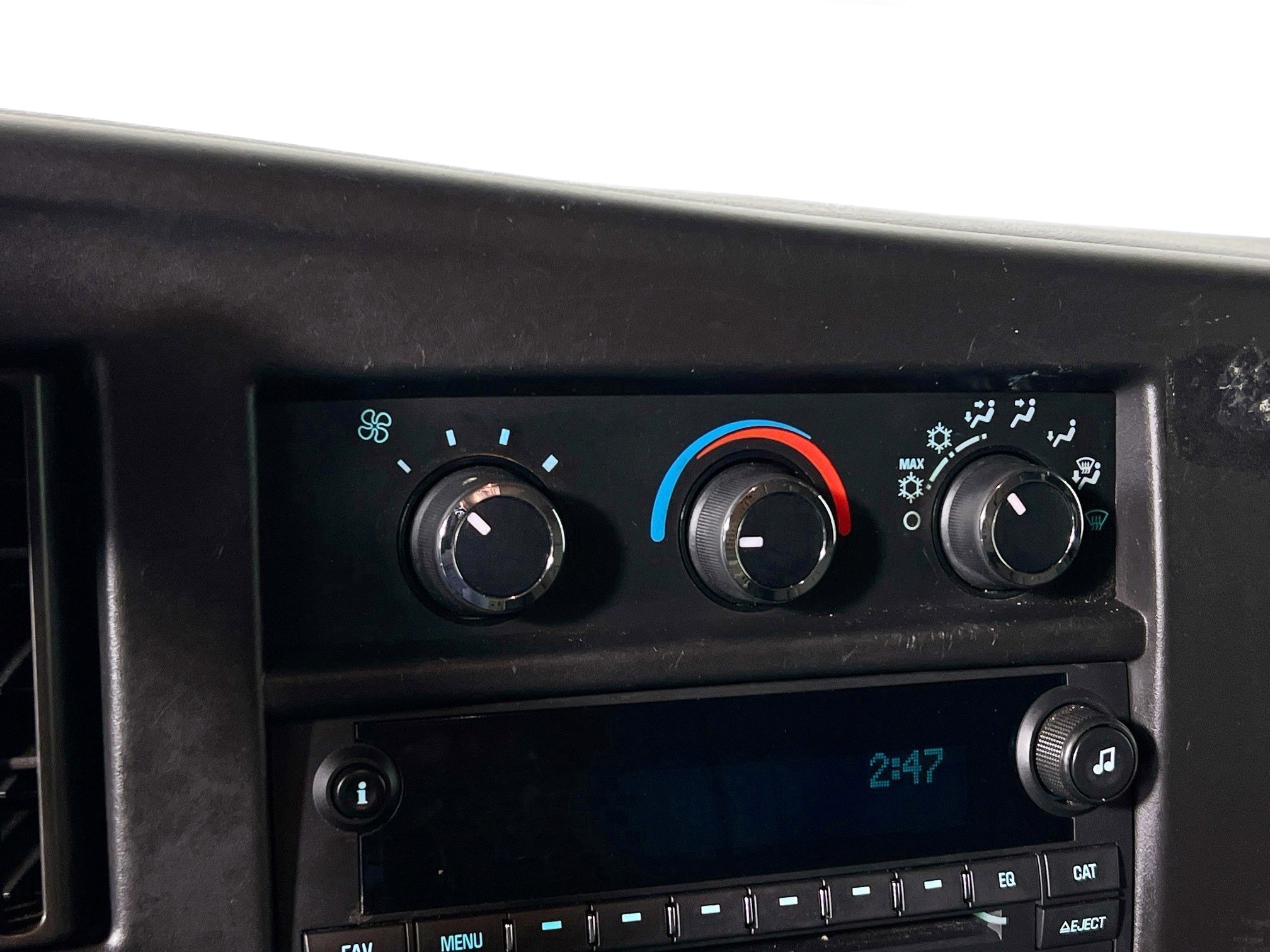 Used 2021 Chevrolet Express 2500 Extended w/ Communications Package image 24