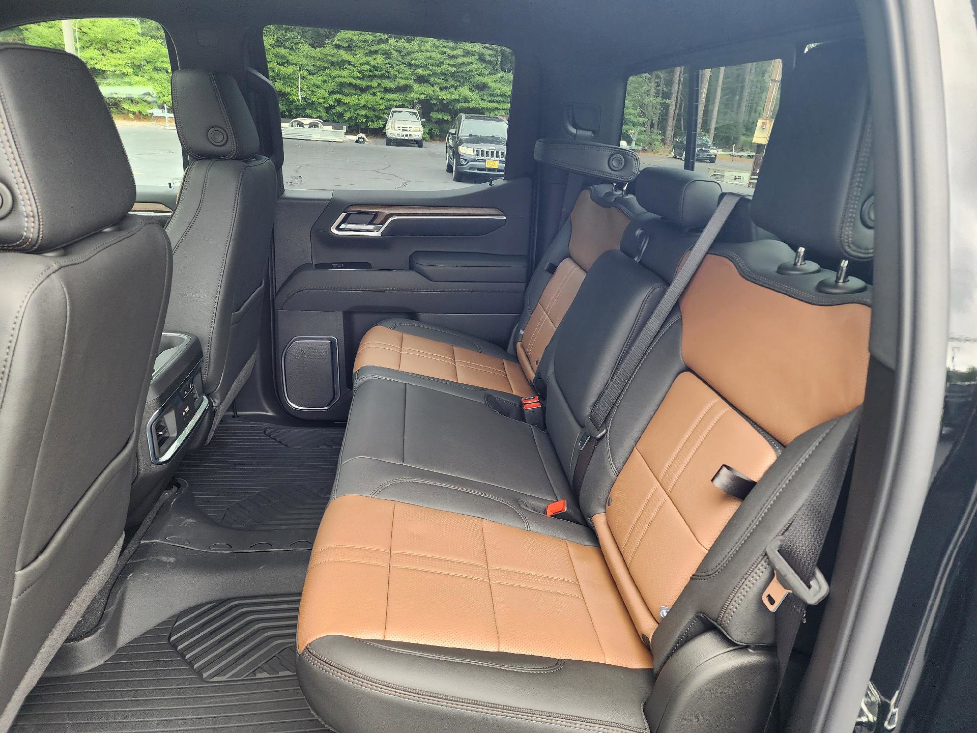 New 2026 Chevrolet Silverado 1500 High Country w/ Technology Package image 8